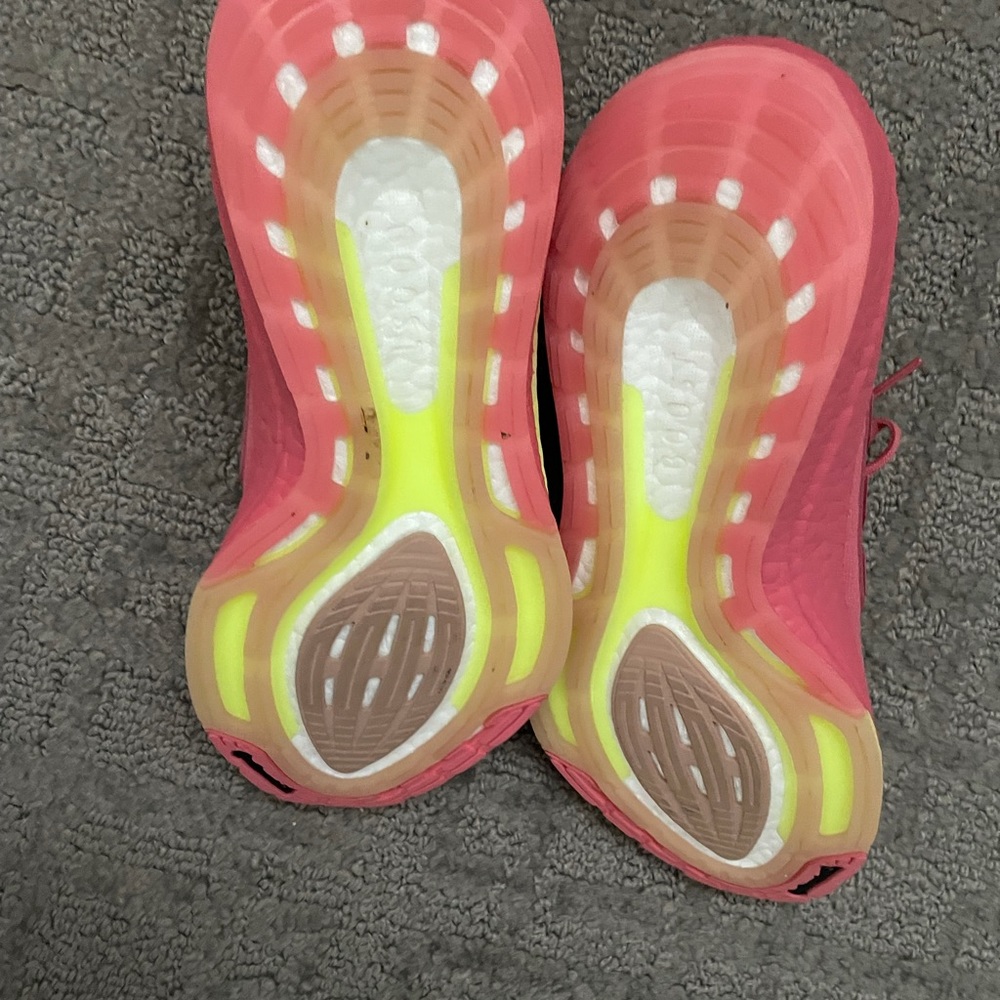 Women’s adidas ultraboost 21 sneakers - Picture 5 of 5